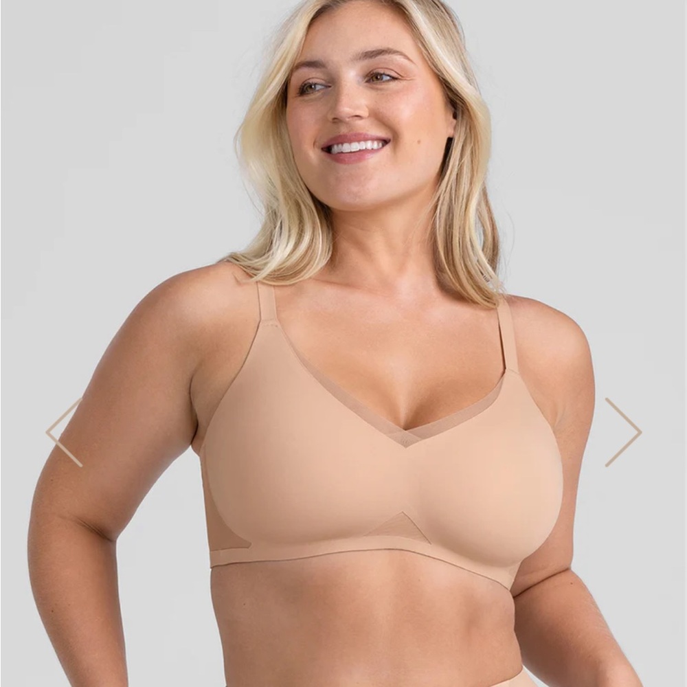 CrossOver Bra  Seamless Nude Wireless Bra
